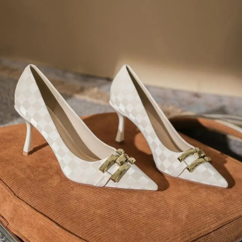 Офисные черные туфли на средне – обзор и цена Women Shoes Quick Delivery